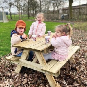 Kinderpicknicktafel deluxe