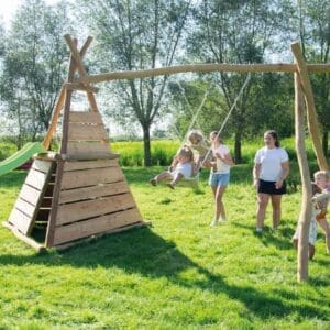 tipi speeltoren met dubbele schommel