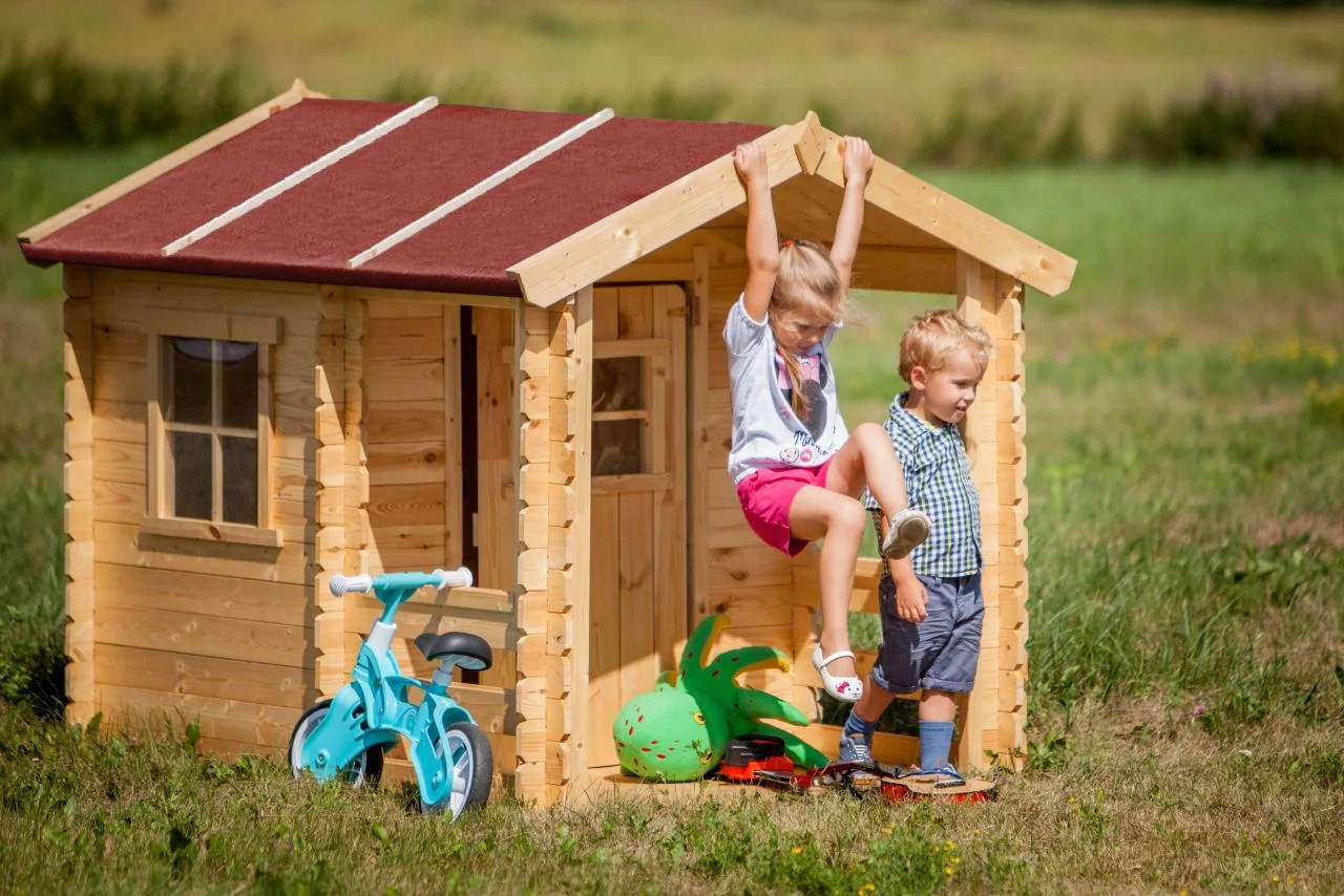 Houten Speelhuis M501A – 130 x 164 cm - Afbeelding 2