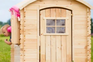 Holz-Spielhaus M505 für Kinder – 130 × 106 cm